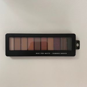 e.l.f. EYESHADOW PALETTE - SUMMER BREEZE